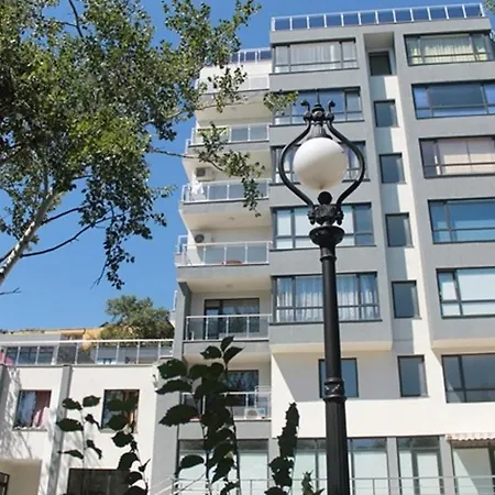 Lägenhet Dilov In Yalta *