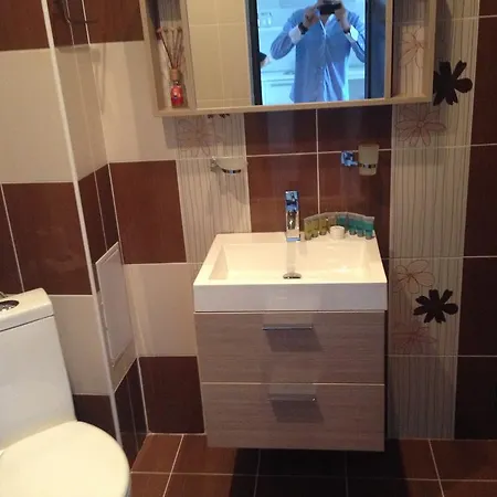 Dilov In Yalta Золотые Пески