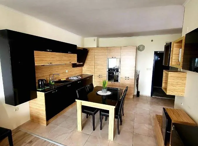 дилов в ялта комплекс *