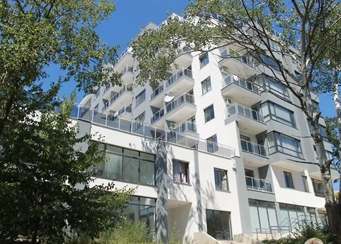 дилов в ялта комплекс *