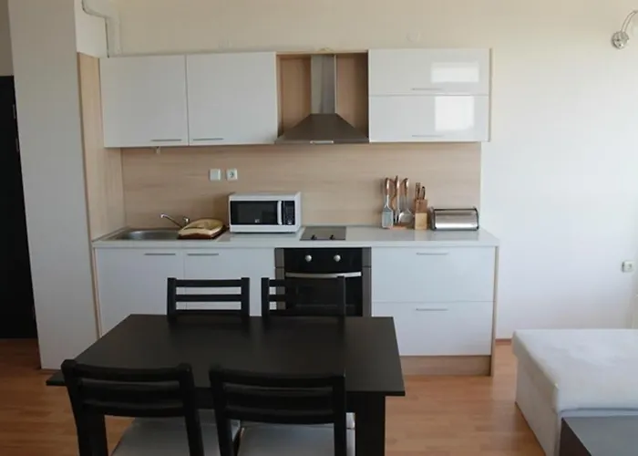 дилов в ялта комплекс Апартамент