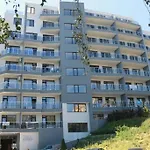 Апартамент дилов в ялта комплекс Златни пясъци