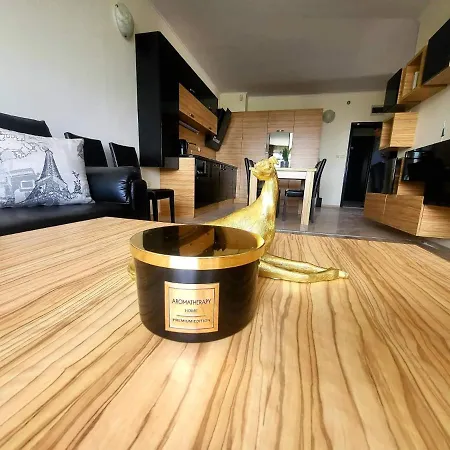 Dilov In Yalta Apartment *