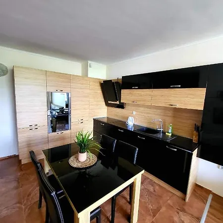 Dilov In Yalta Apartman Aranyhomok