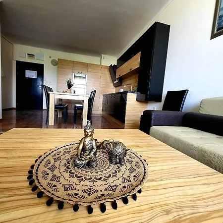 Dilov In Yalta Apartman Aranyhomok