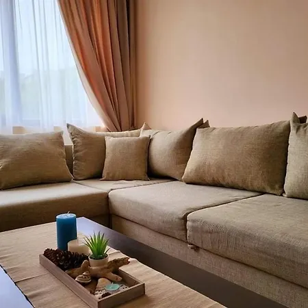 Dilov In Yalta Apartman *