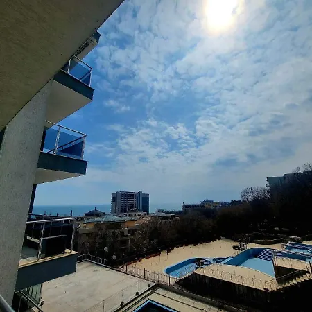 Dilov In Yalta