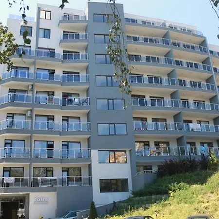 Apartman Dilov In Yalta Aranyhomok