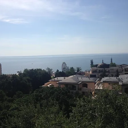 Dilov In Yalta