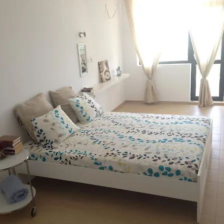 Apartment Dilov In Yalta Golden Sands
