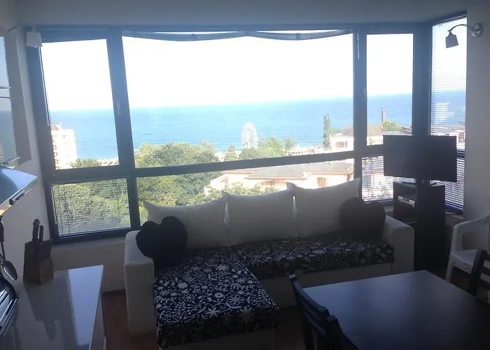Dilov In Yalta